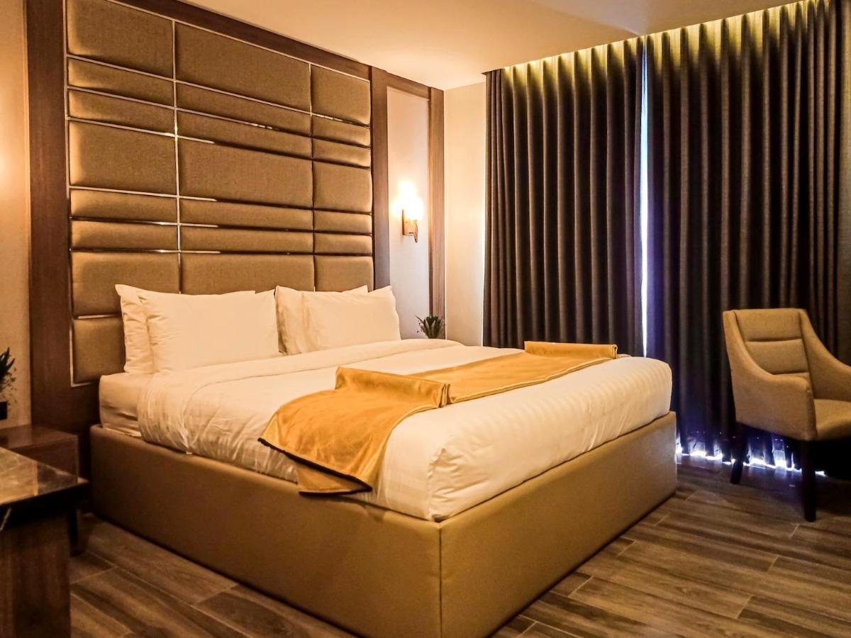 El Vistra Hotel Анхелес Екстериор снимка