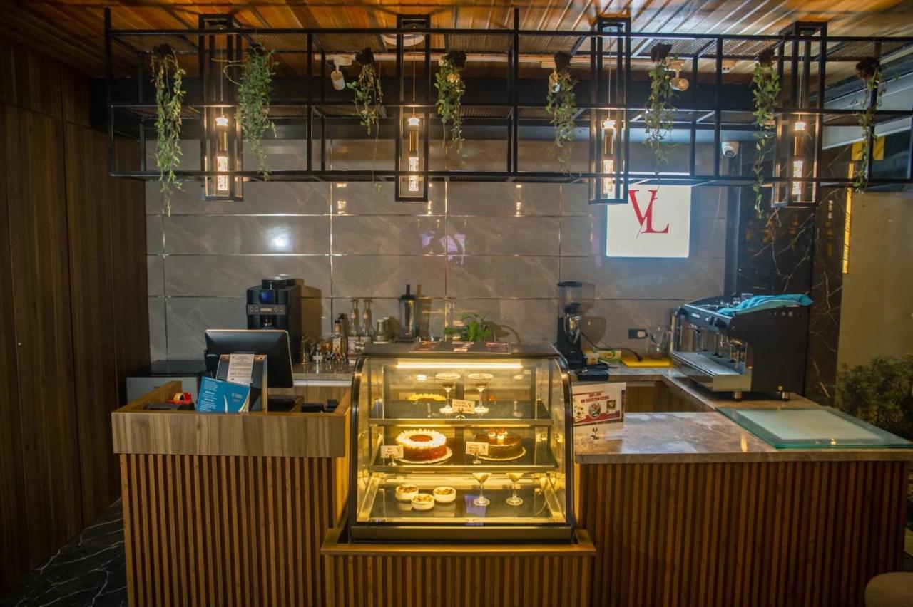 El Vistra Hotel Анхелес Екстериор снимка